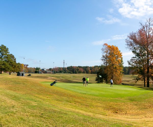 knights play golf course